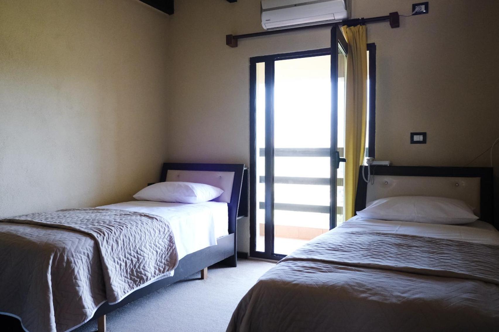 Hotel Vila Bruci Burrel Экстерьер фото