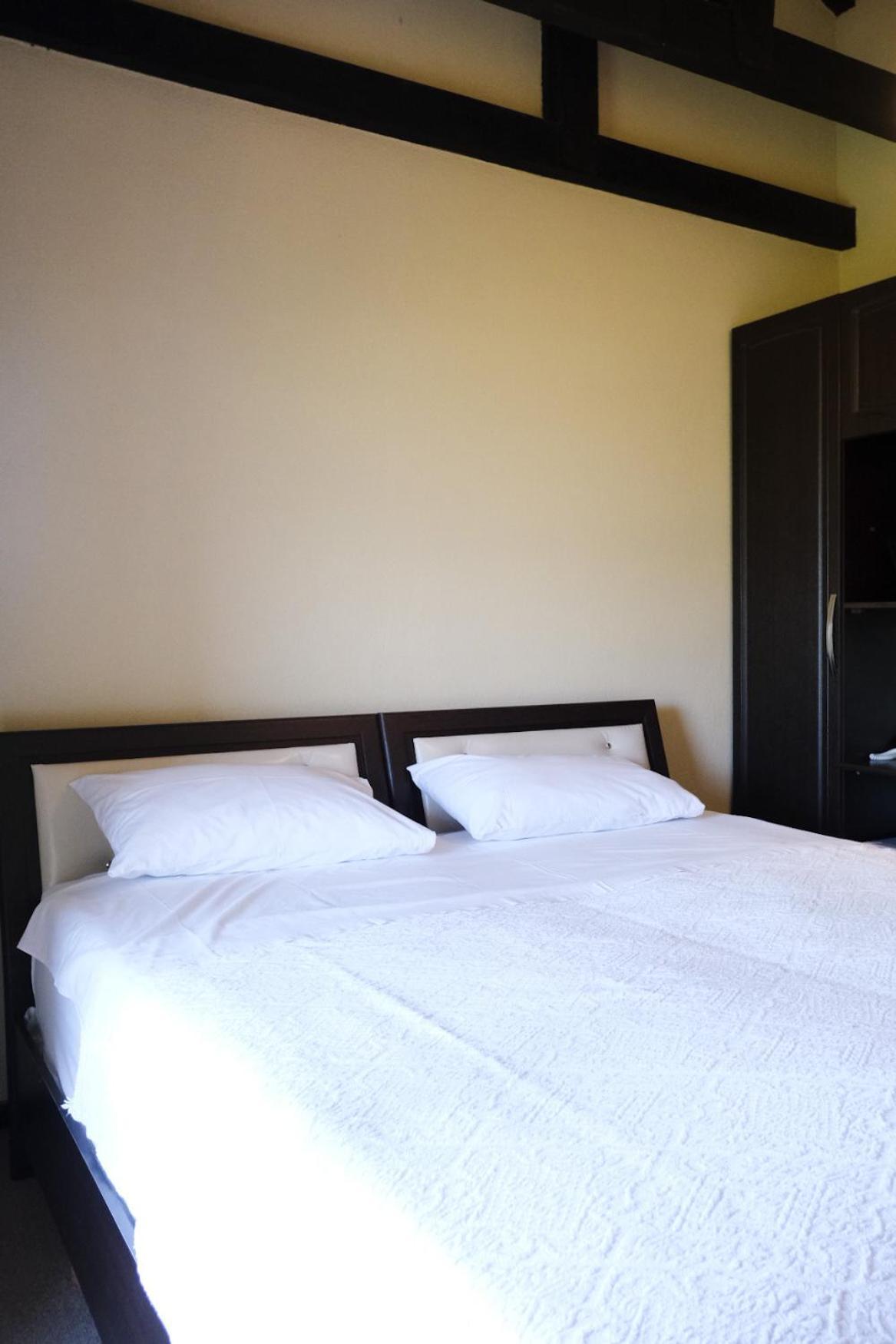 Hotel Vila Bruci Burrel Экстерьер фото