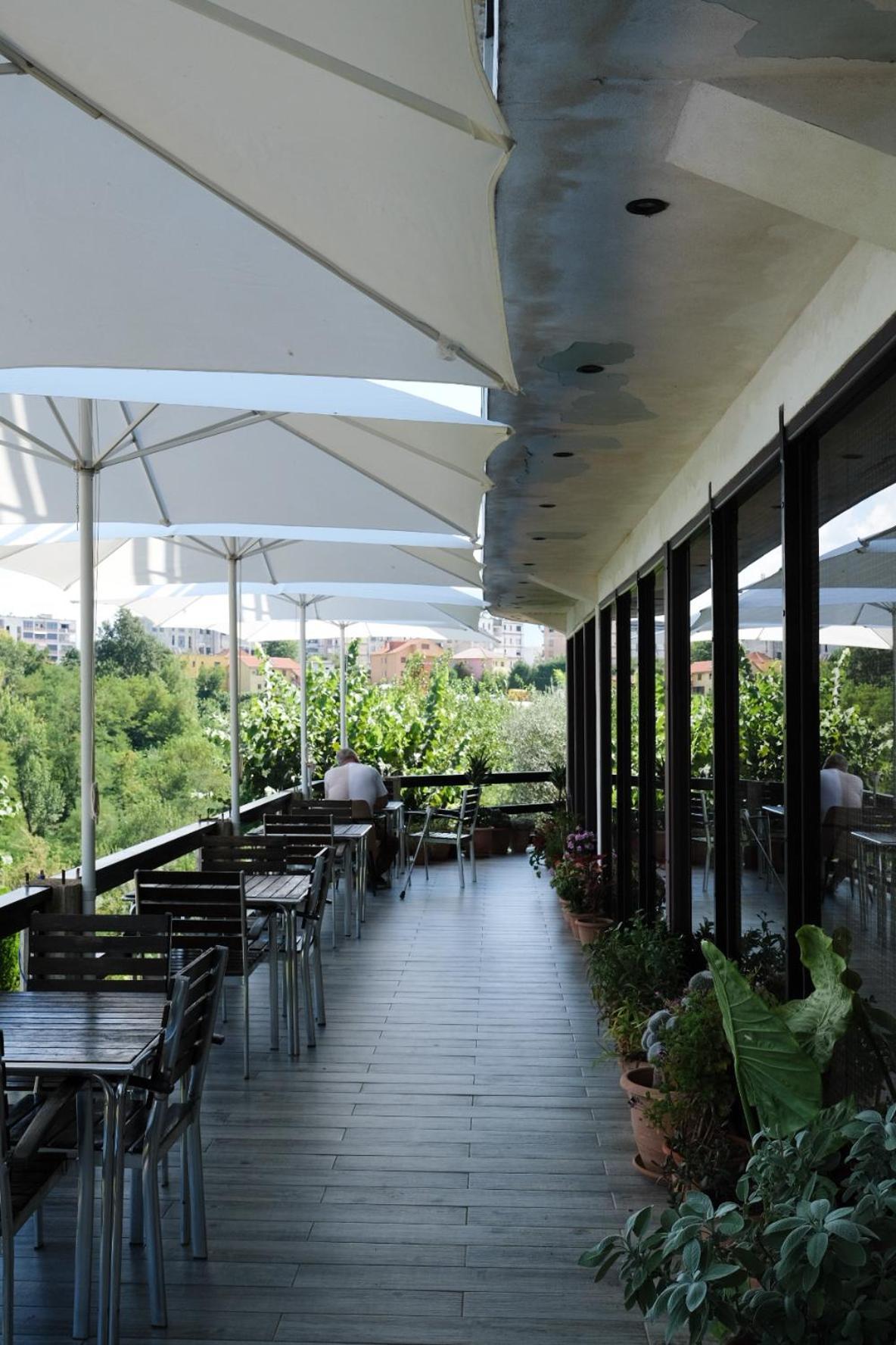 Hotel Vila Bruci Burrel Экстерьер фото