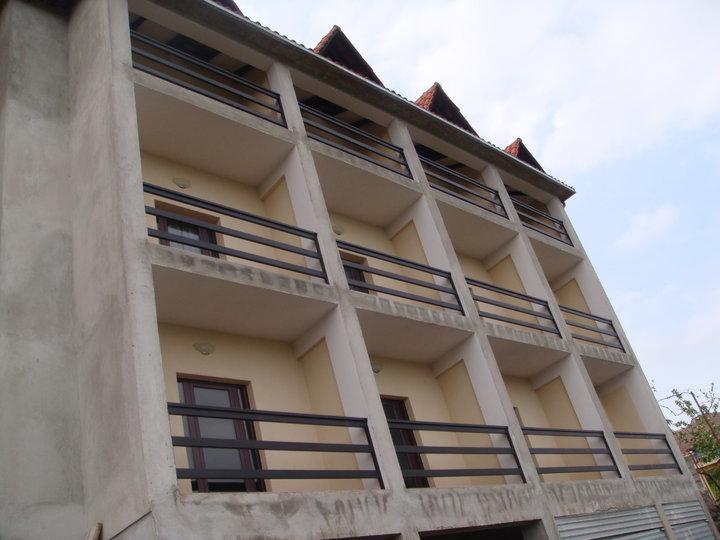 Hotel Vila Bruci Burrel Экстерьер фото